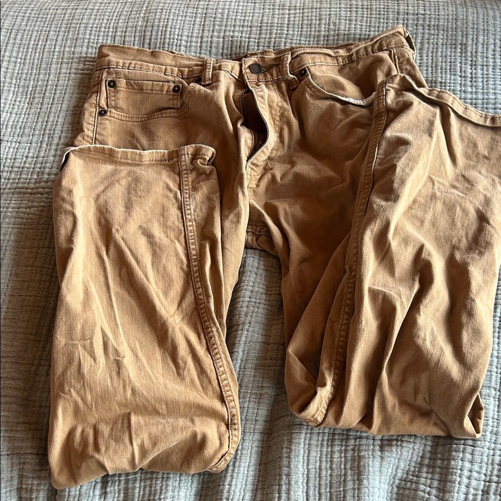 Levi's Men's Caramel Tan Chinos